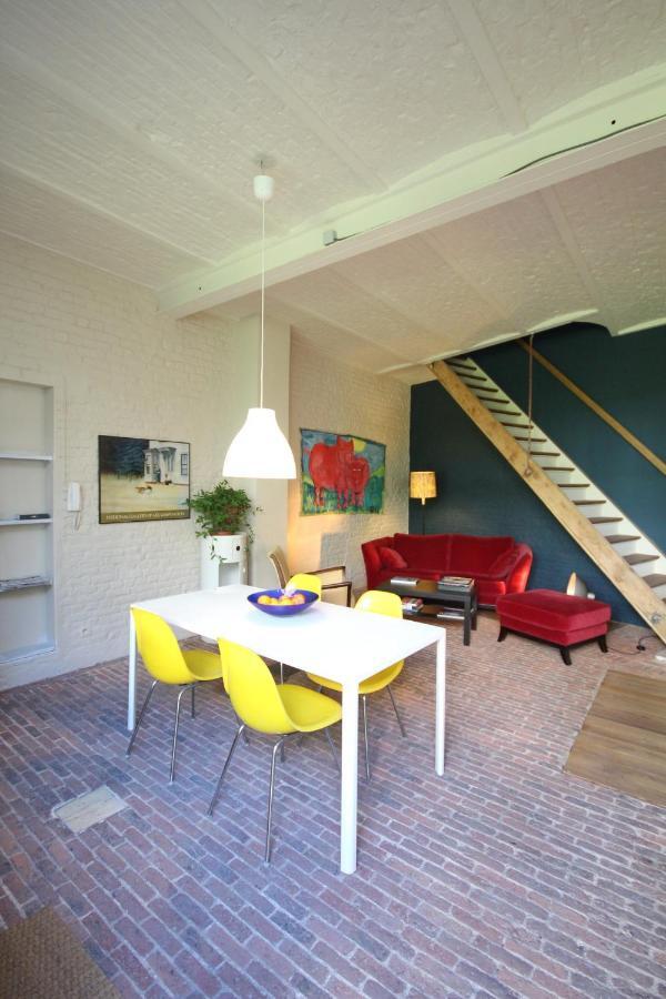 La Maison Du Fond Du Jardin 익셀레스 외부 사진